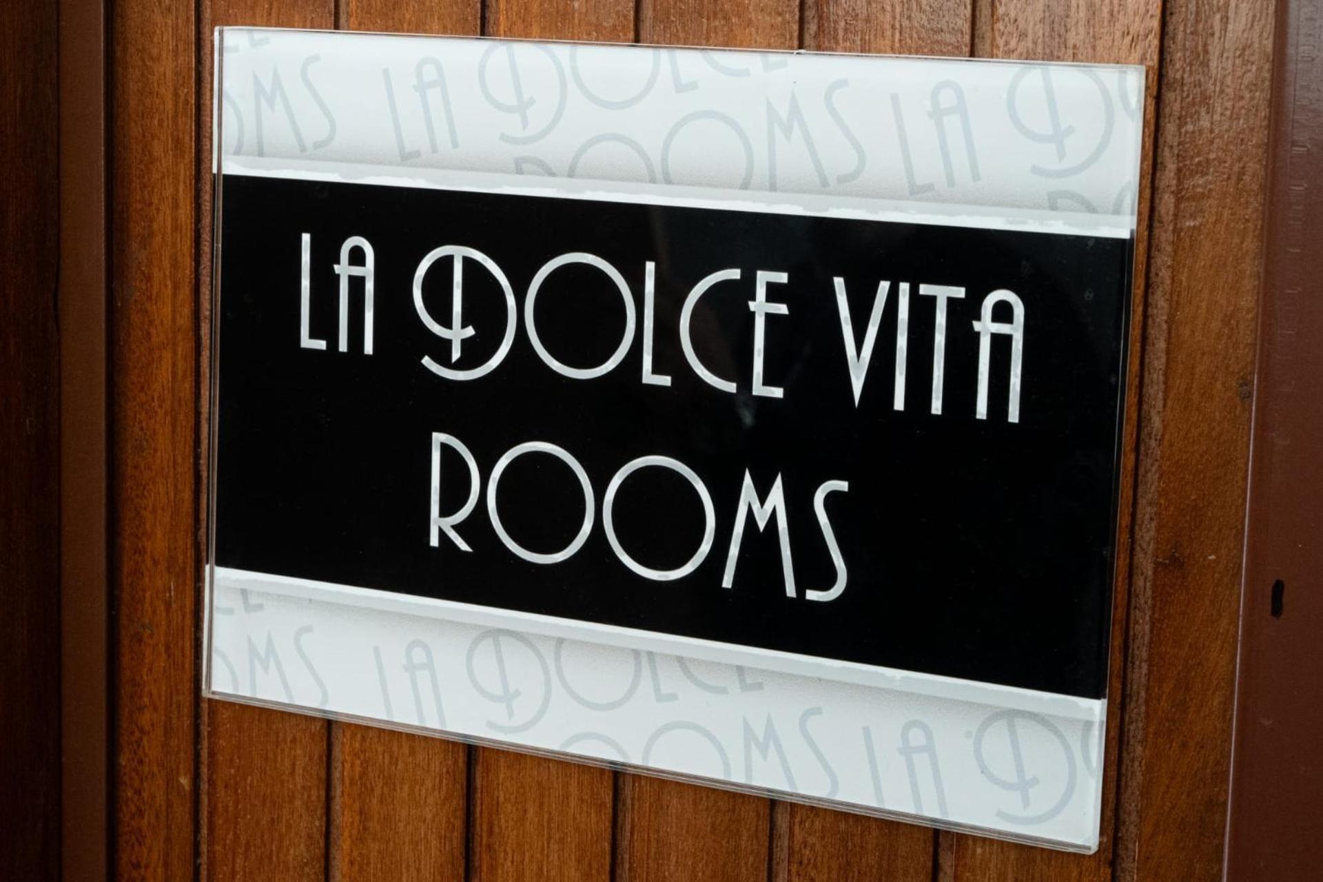 La Dolce Vita Rooms Рим Экстерьер фото